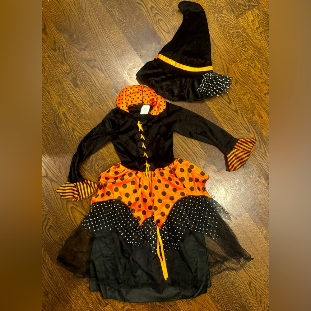 Kids pumpkin patch witch costume